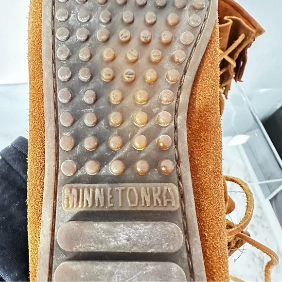 Minnetonka UO Brown Suede Ankle Moccasin Boot Size 8 Native Indian lace up shoe - Picture 8 of 12